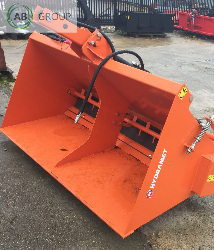 Hydramet tractor sand spreader T-018 - Salzstreuer: das Bild 2 Hydramet tractor sand spreader T-018 - Salzstreuer: das Bild 2