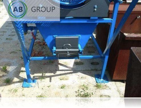 Kotło-Pol vegetables cleaner - Lebensmittelmaschine: das Bild 4 Kotło-Pol vegetables cleaner - Lebensmittelmaschine: das Bild 4