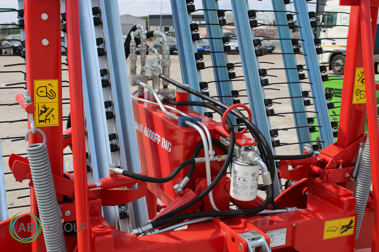 Repossi Repossi FP 6000 Big comb rake - Heuwender/ Wenderechen: das Bild 4 Repossi Repossi FP 6000 Big comb rake - Heuwender/ Wenderechen: das Bild 4