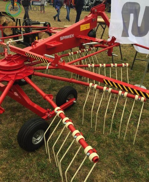 Spawex rotary rake ZG-450 - Heuwender/ Wenderechen: das Bild 3 Spawex rotary rake ZG-450 - Heuwender/ Wenderechen: das Bild 3