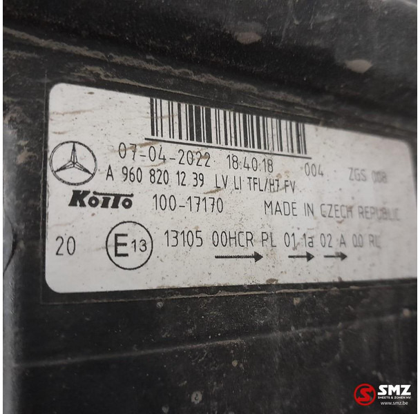 Mercedes-Benz Occ koplamp links Mercedes - Hauptscheinwerfer für LKW: das Bild 3 Mercedes-Benz Occ koplamp links Mercedes - Hauptscheinwerfer für LKW: das Bild 3
