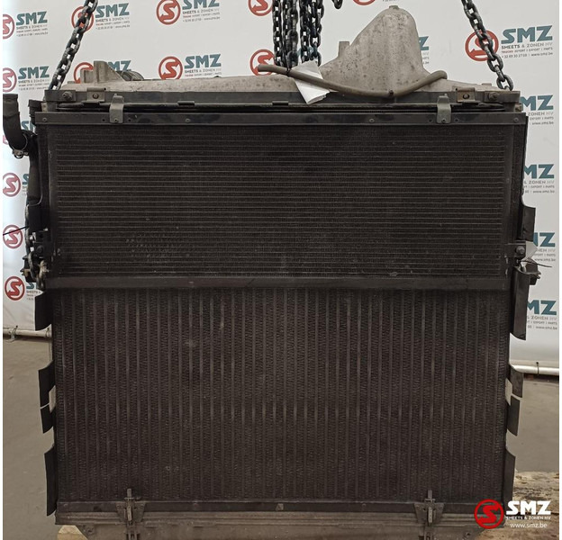 Renault Occ radiator + intercooler Renault - Kühler für LKW: das Bild 2 Renault Occ radiator + intercooler Renault - Kühler für LKW: das Bild 2