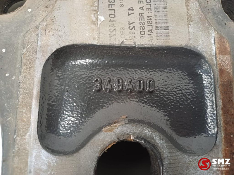 Volvo Occ schokdemperbeugel achteras linksonder Volvo - Stoßdämpfer für LKW: das Bild 3 Volvo Occ schokdemperbeugel achteras linksonder Volvo - Stoßdämpfer für LKW: das Bild 3