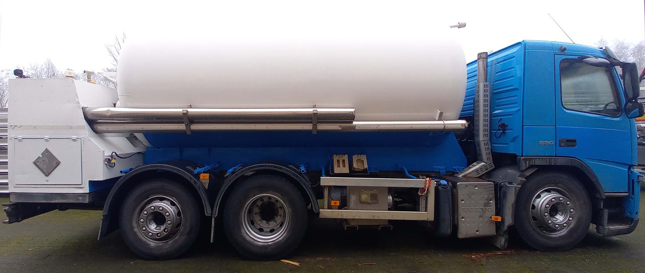 VOLVO Gas tank truck cryogenic used for oxygen, argon, nitrogen. - Tankwagen: das Bild 1 VOLVO Gas tank truck cryogenic used for oxygen, argon, nitrogen. - Tankwagen: das Bild 1