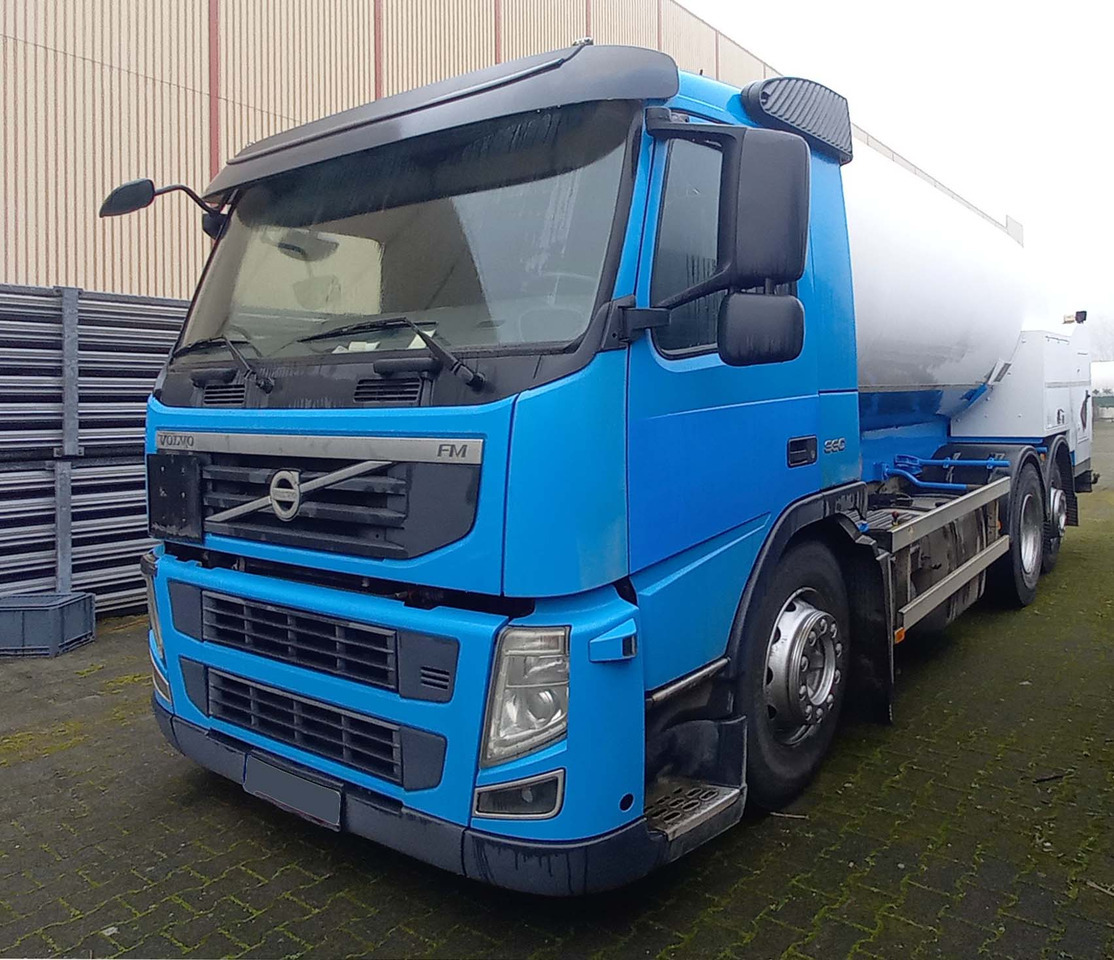VOLVO Gas tank truck cryogenic used for oxygen, argon, nitrogen. - Tankwagen: das Bild 3 VOLVO Gas tank truck cryogenic used for oxygen, argon, nitrogen. - Tankwagen: das Bild 3