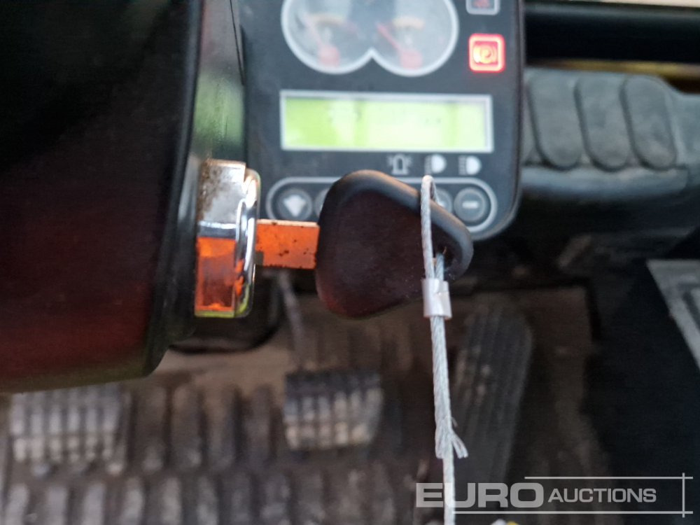 Gabelstapler 2012 Clark G25D: das Bild 32 Gabelstapler 2012 Clark G25D: das Bild 32