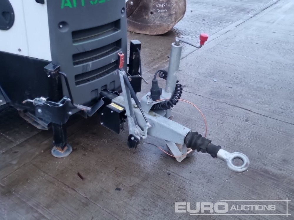 Lichtmasten 2020 Trime X-ECO-BATTERY: das Bild 12 Lichtmasten 2020 Trime X-ECO-BATTERY: das Bild 12