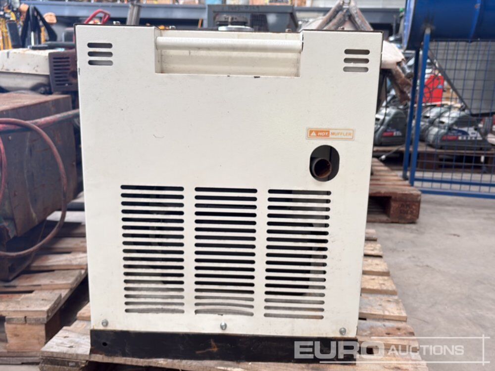 Compal VG-R110 - Stromgenerator: das Bild 4 Compal VG-R110 - Stromgenerator: das Bild 4