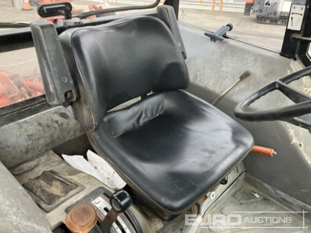 Ford 4130 - Traktor: das Bild 5 Ford 4130 - Traktor: das Bild 5