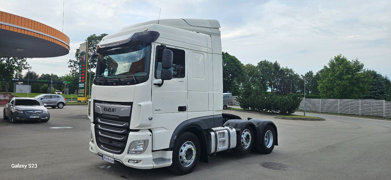 DAF XF 106.480 - Sattelzugmaschine: das Bild 2 DAF XF 106.480 - Sattelzugmaschine: das Bild 2