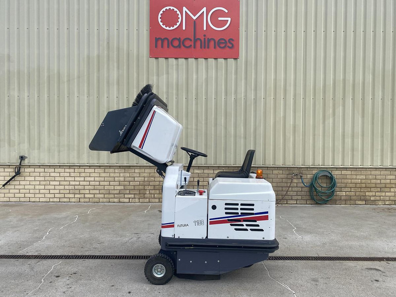 Dulevo 1100 EH, Veegmachine, Hoogkieper - Kehrmaschine: das Bild 2 Dulevo 1100 EH, Veegmachine, Hoogkieper - Kehrmaschine: das Bild 2