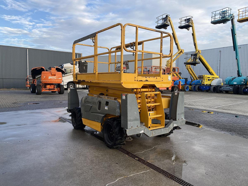 Haulotte Compact 12DX, Schaar hoogwerker, 4X4 Diesel - Scherenbühne: das Bild 3 Haulotte Compact 12DX, Schaar hoogwerker, 4X4 Diesel - Scherenbühne: das Bild 3