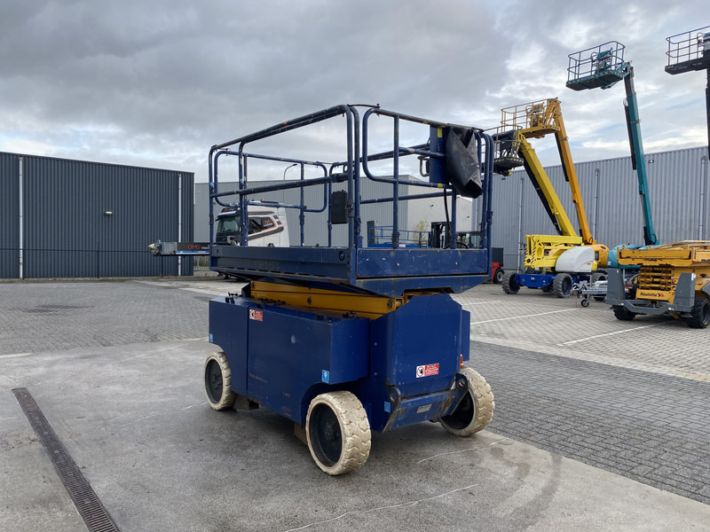 Iteco IT12151, Schaar hoogwerker, 14 meter - Scherenbühne: das Bild 4 Iteco IT12151, Schaar hoogwerker, 14 meter - Scherenbühne: das Bild 4