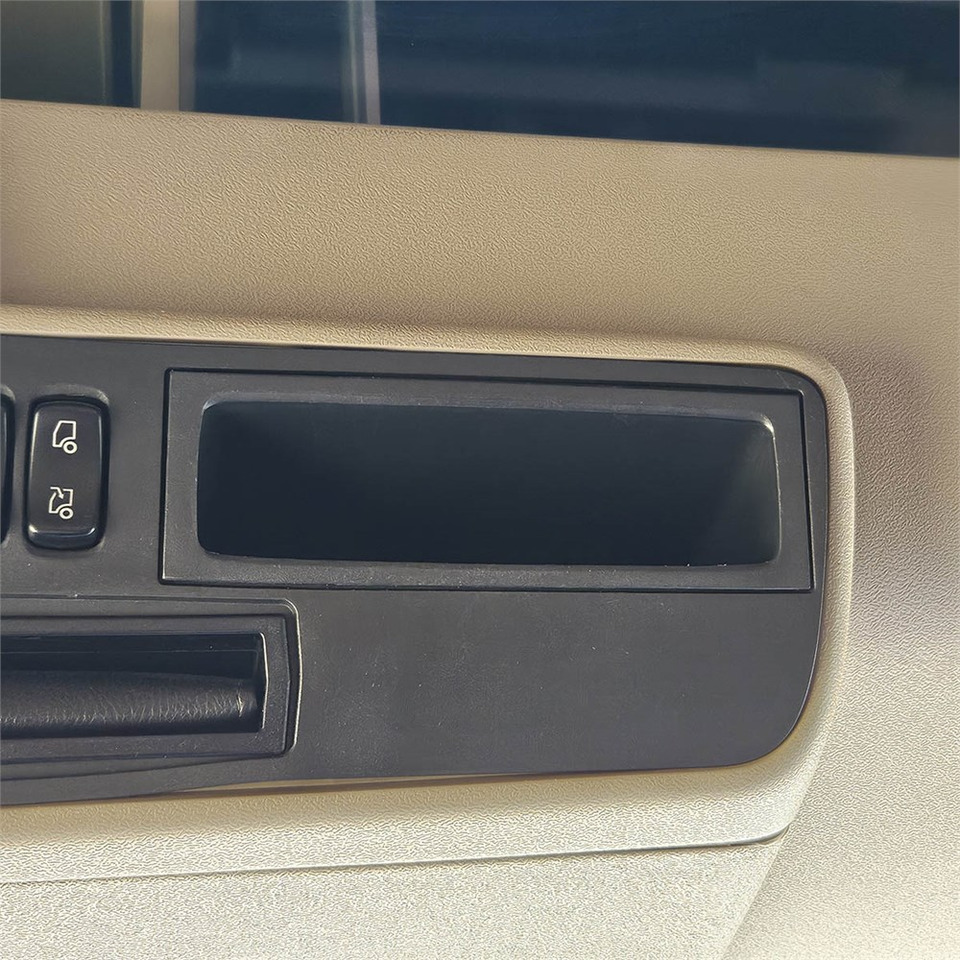 Sattelzugmaschine Scania R 560 LA6X2 4MNB: das Bild 32