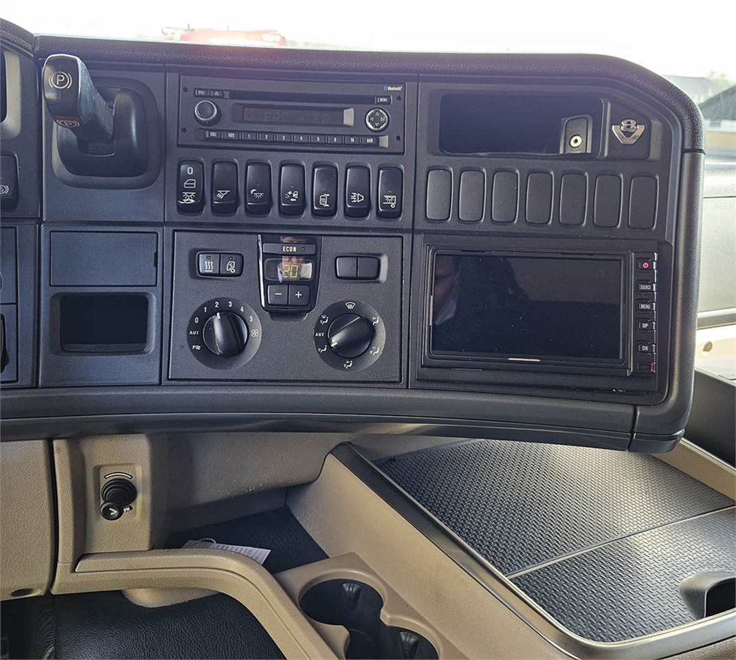 Sattelzugmaschine Scania R 560 LA6X2 4MNB: das Bild 17