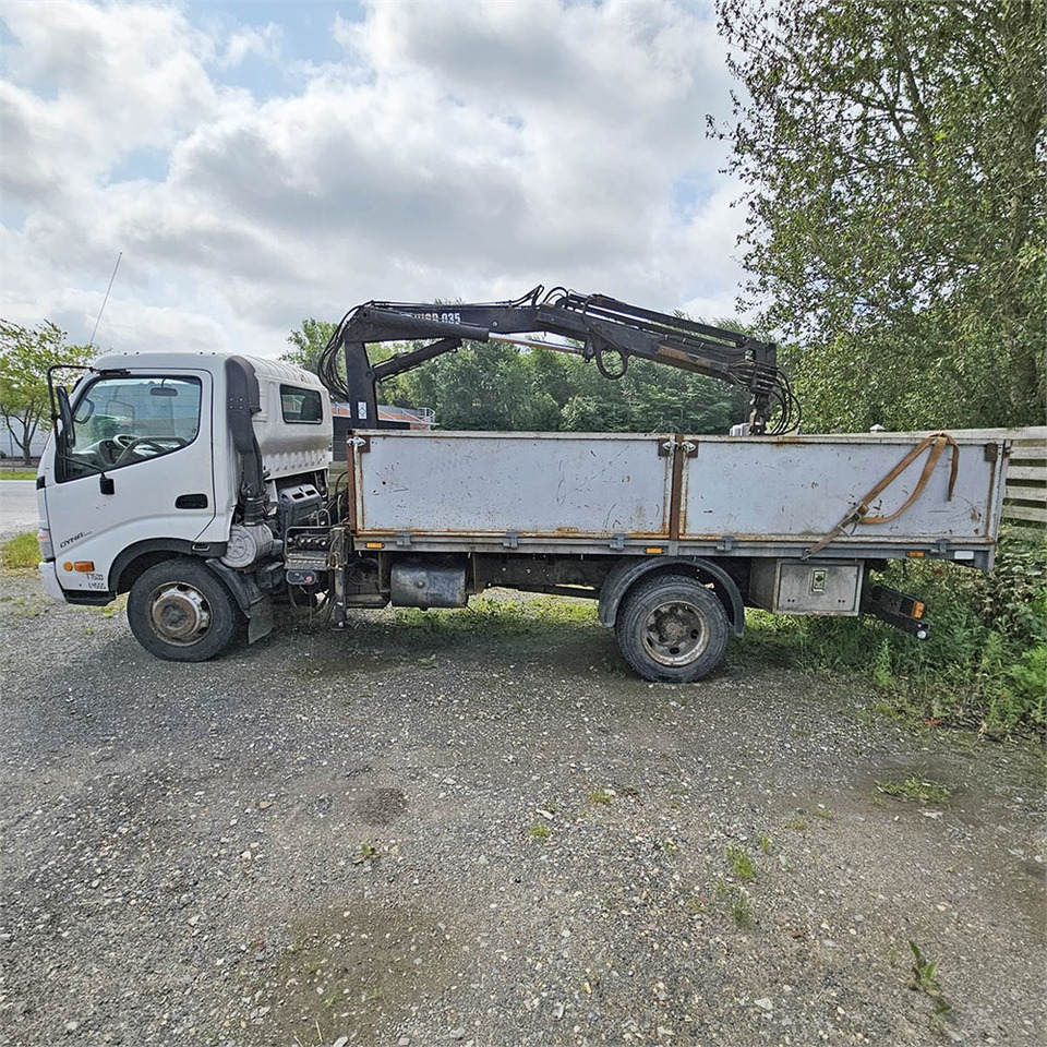 Toyota Dyna 200 - Pritsche LKW: das Bild 3 Toyota Dyna 200 - Pritsche LKW: das Bild 3