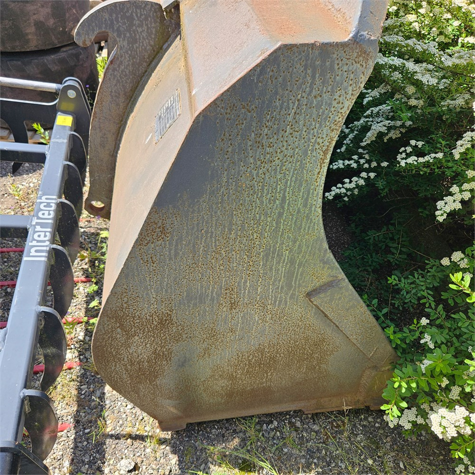 Volvo 44001 - Ladeschaufel für Baumaschine: das Bild 4 Volvo 44001 - Ladeschaufel für Baumaschine: das Bild 4