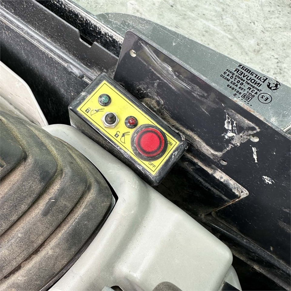 Minibagger Yanmar SV26: das Bild 32