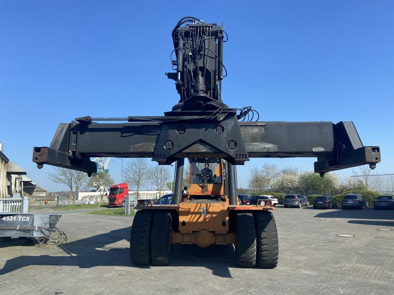 Kalmar DC4160RS4 - Reach stacker: das Bild 2 Kalmar DC4160RS4 - Reach stacker: das Bild 2