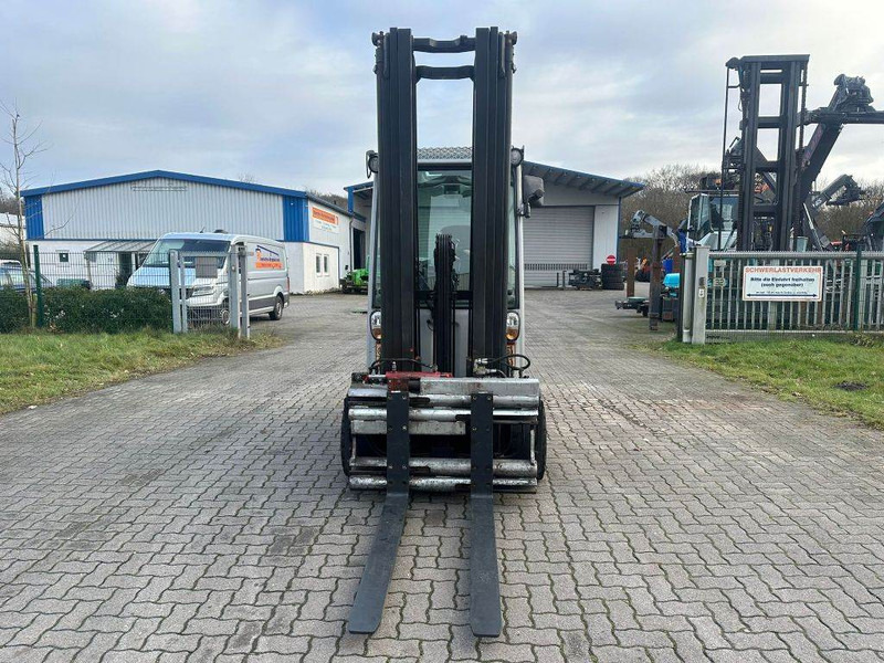 Still RX60-30 - Elektrostapler: das Bild 2 Still RX60-30 - Elektrostapler: das Bild 2