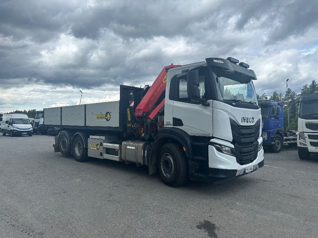Autokran Iveco S-Way AD 260S48: das Bild 8