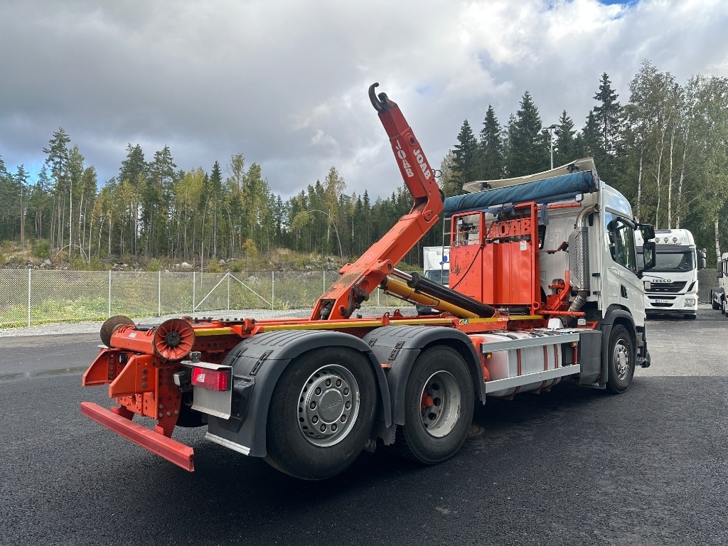 Scania P 370 6x2*4 - Abrollkipper: das Bild 3 Scania P 370 6x2*4 - Abrollkipper: das Bild 3