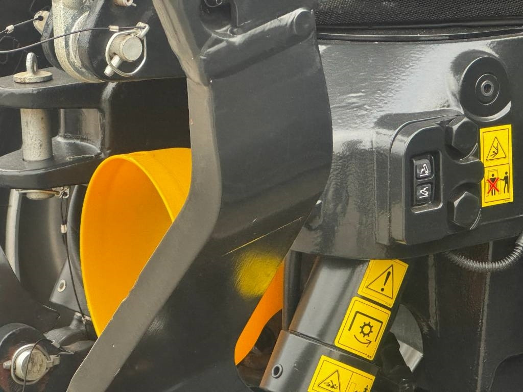 Case IH 150CVX, AFS, frontlinkage + PTO, GPS, 2023!! - Traktor: das Bild 5 Case IH 150CVX, AFS, frontlinkage + PTO, GPS, 2023!! - Traktor: das Bild 5