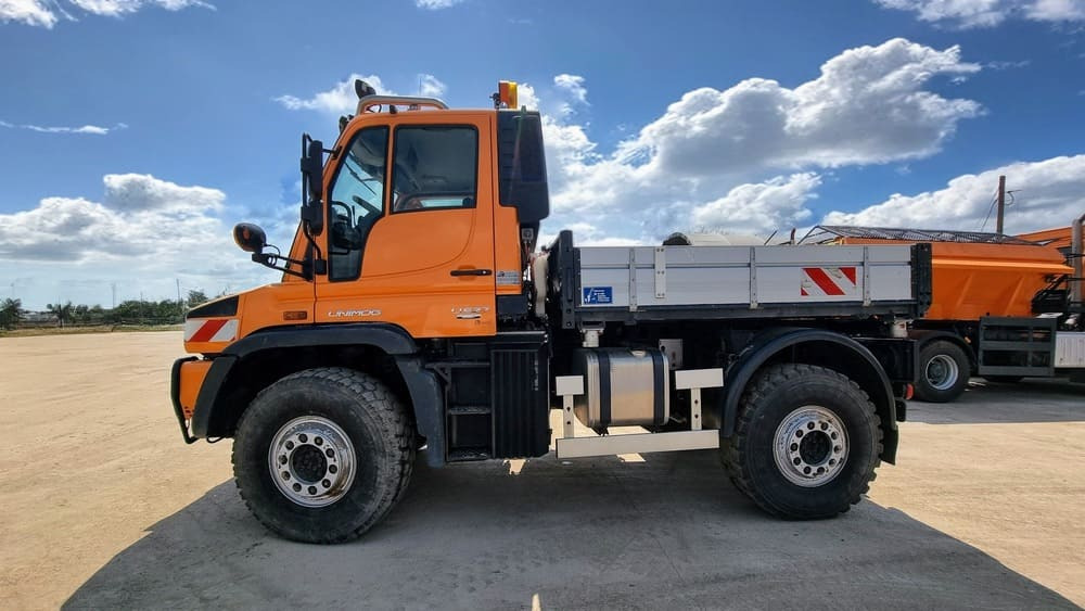 Mercedes-Benz Unimog U527 - Kommunal-/ Sonderfahrzeug: das Bild 4 Mercedes-Benz Unimog U527 - Kommunal-/ Sonderfahrzeug: das Bild 4