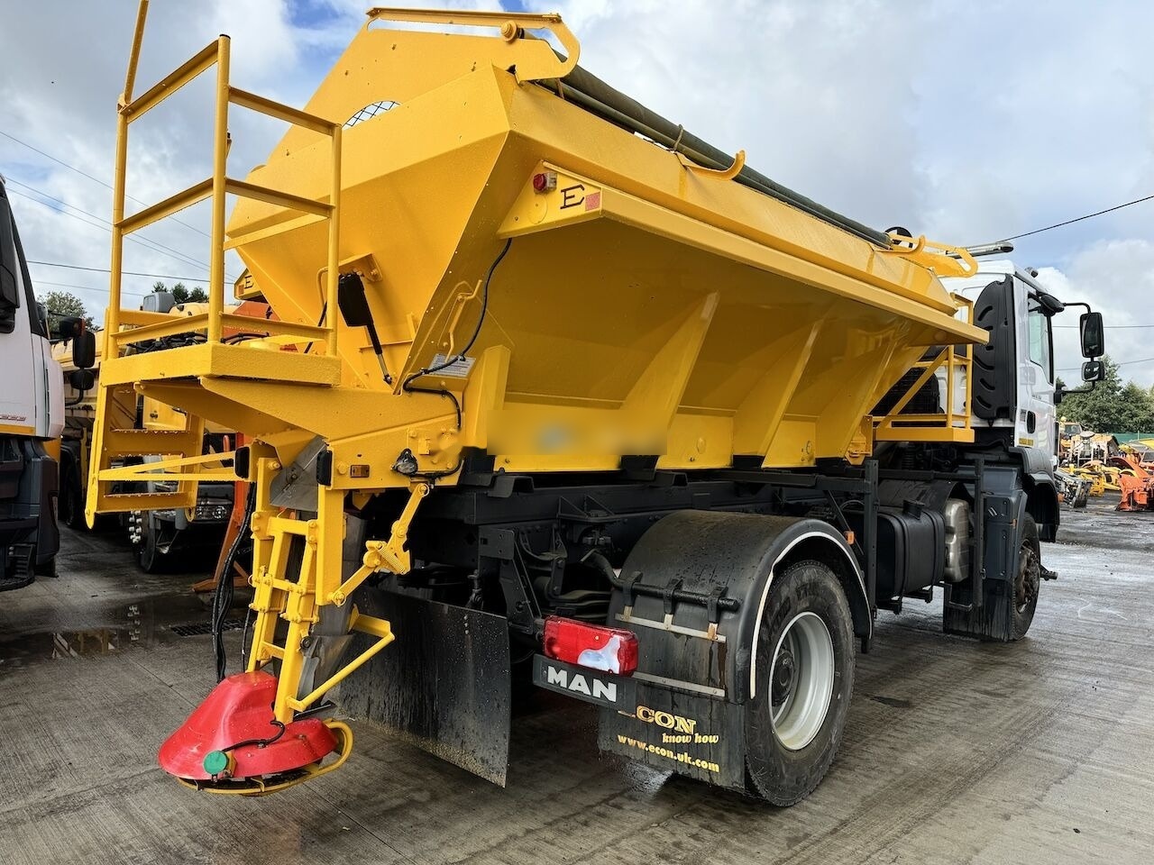 MAN 18.290 - Schneeräumfahrzeug: das Bild 4 MAN 18.290 - Schneeräumfahrzeug: das Bild 4