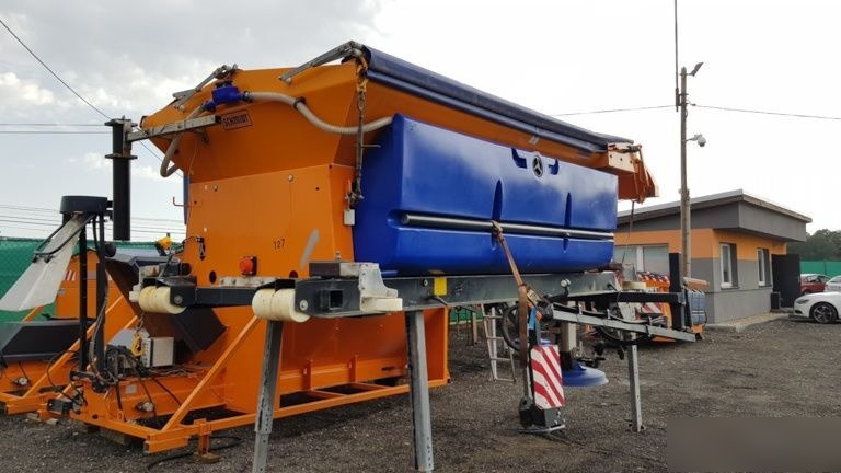 Schmidt Solarko piaskarka SCHMIDT STRATOS 5m3 - Salzstreuer für Kommunal-/ Sonderfahrzeug: das Bild 4 Schmidt Solarko piaskarka SCHMIDT STRATOS 5m3 - Salzstreuer für Kommunal-/ Sonderfahrzeug: das Bild 4