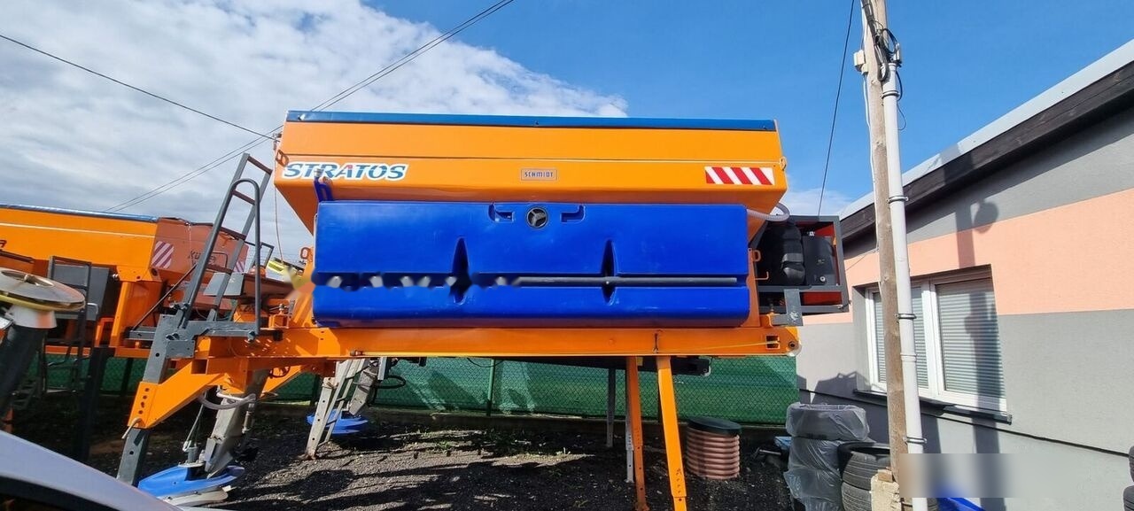 Schmidt odnowiona 2021 - Salzstreuer für Kommunal-/ Sonderfahrzeug: das Bild 2 Schmidt odnowiona 2021 - Salzstreuer für Kommunal-/ Sonderfahrzeug: das Bild 2
