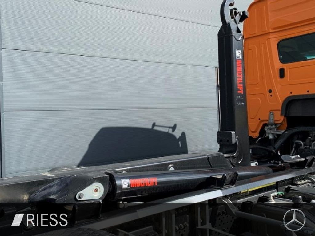 Mercedes-Benz Arocs 2551 L Abrollkipper mit HAD, gelenkter lif - LKW: das Bild 5 Mercedes-Benz Arocs 2551 L Abrollkipper mit HAD, gelenkter lif - LKW: das Bild 5