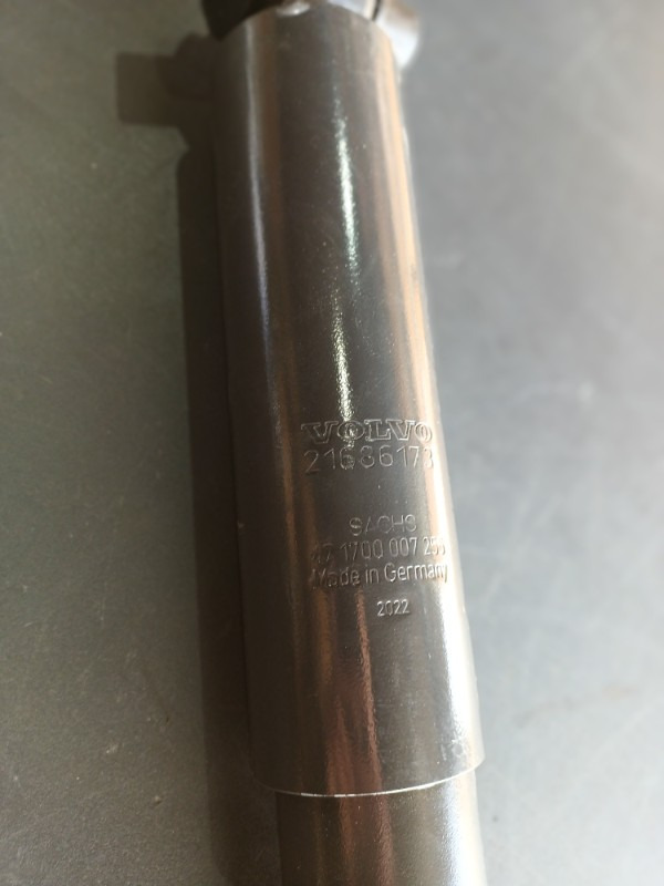 VOLVO SHOCK ABSORBER 21686173 - Stoßdämpfer für LKW: das Bild 2 VOLVO SHOCK ABSORBER 21686173 - Stoßdämpfer für LKW: das Bild 2