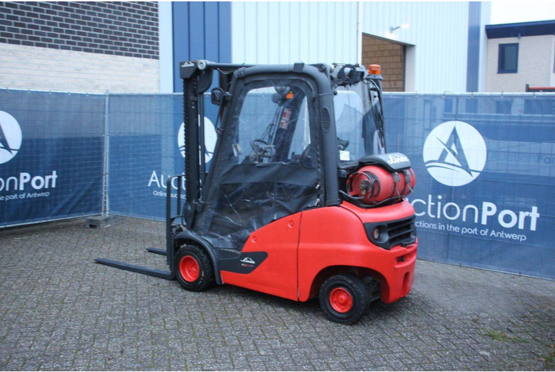 Linde H20T-01 - Treibgasstapler: das Bild 3 Linde H20T-01 - Treibgasstapler: das Bild 3