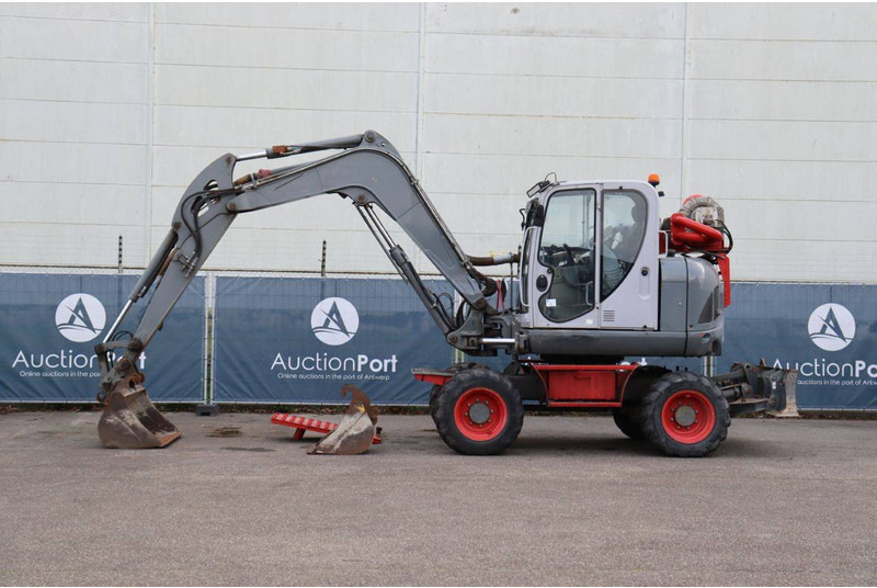 Neuson 9503 WD - Mobilbagger: das Bild 2 Neuson 9503 WD - Mobilbagger: das Bild 2