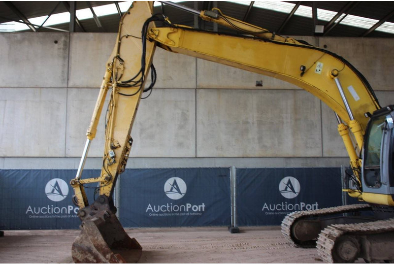 Kettenbagger New Holland E265: das Bild 9 Kettenbagger New Holland E265: das Bild 9