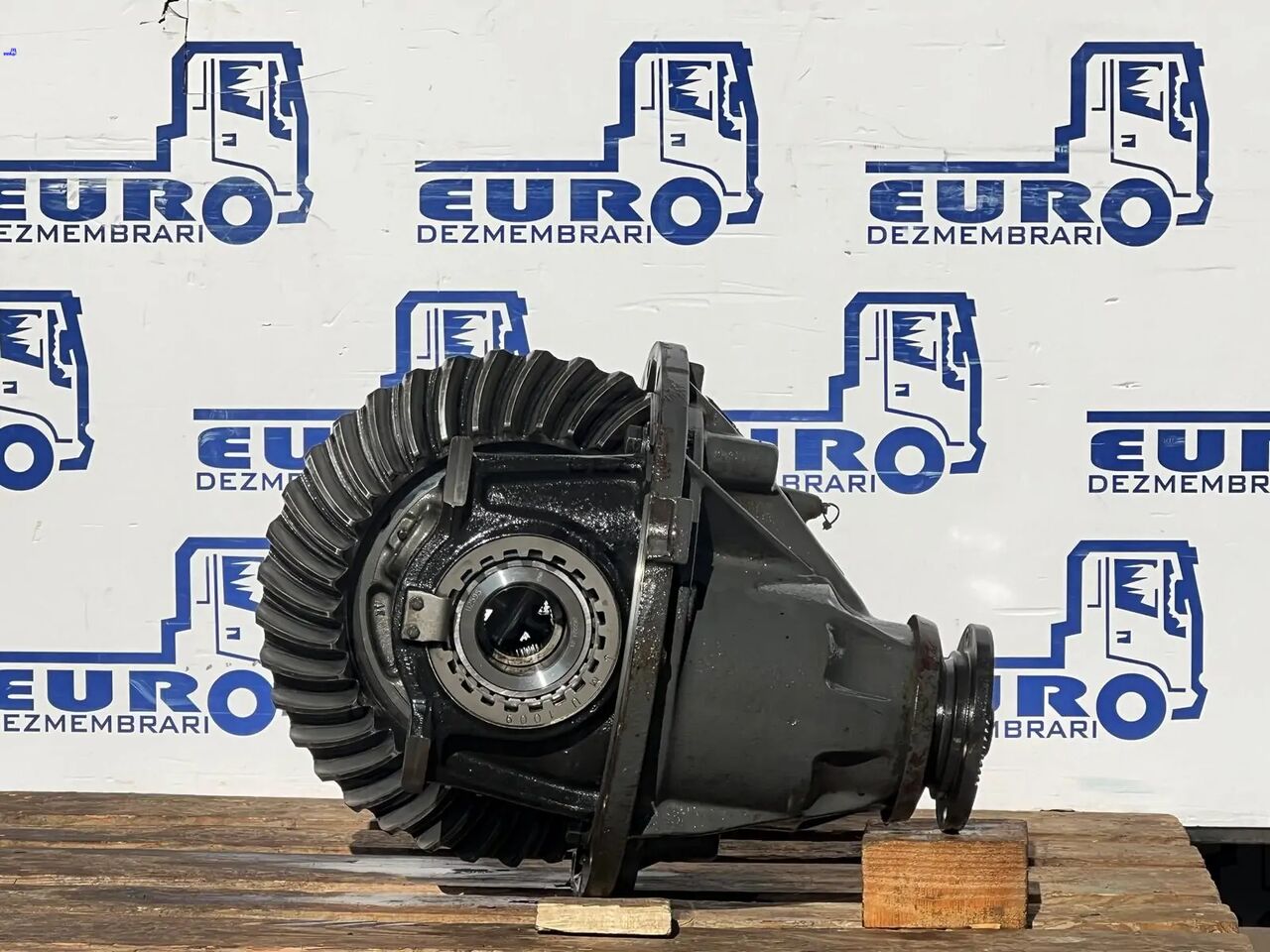 DIFERENTIAL RENAULT MS17X R=2.64 - Differenzial Getriebe für LKW: das Bild 1 DIFERENTIAL RENAULT MS17X R=2.64 - Differenzial Getriebe für LKW: das Bild 1