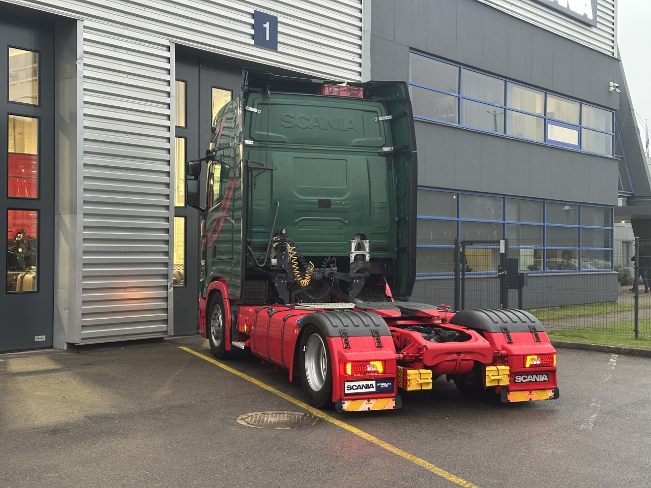 SCANIA S 450 A4x2EB - Sattelzugmaschine: das Bild 5 SCANIA S 450 A4x2EB - Sattelzugmaschine: das Bild 5