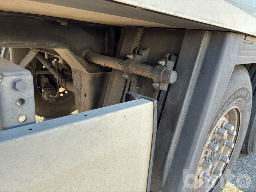 Kühlkoffer Auflieger KRONE: das Bild 35 Kühlkoffer Auflieger KRONE: das Bild 35