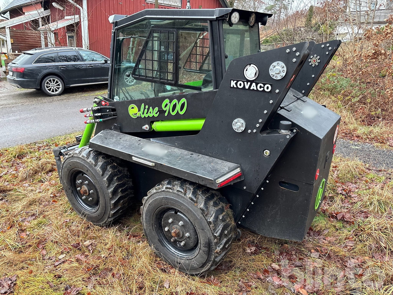 Kovaco Elise 900 - Kompaktlader: das Bild 4 Kovaco Elise 900 - Kompaktlader: das Bild 4