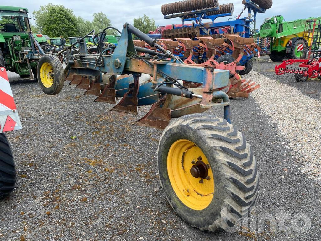 Överum DL 8108 H (8 Schar) - Pflug: das Bild 3 Överum DL 8108 H (8 Schar) - Pflug: das Bild 3