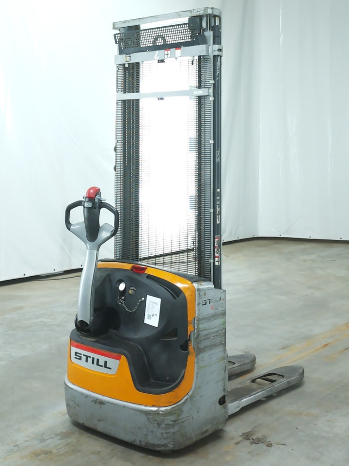 Still EXV12 - Hochhubwagen: das Bild 2 Still EXV12 - Hochhubwagen: das Bild 2