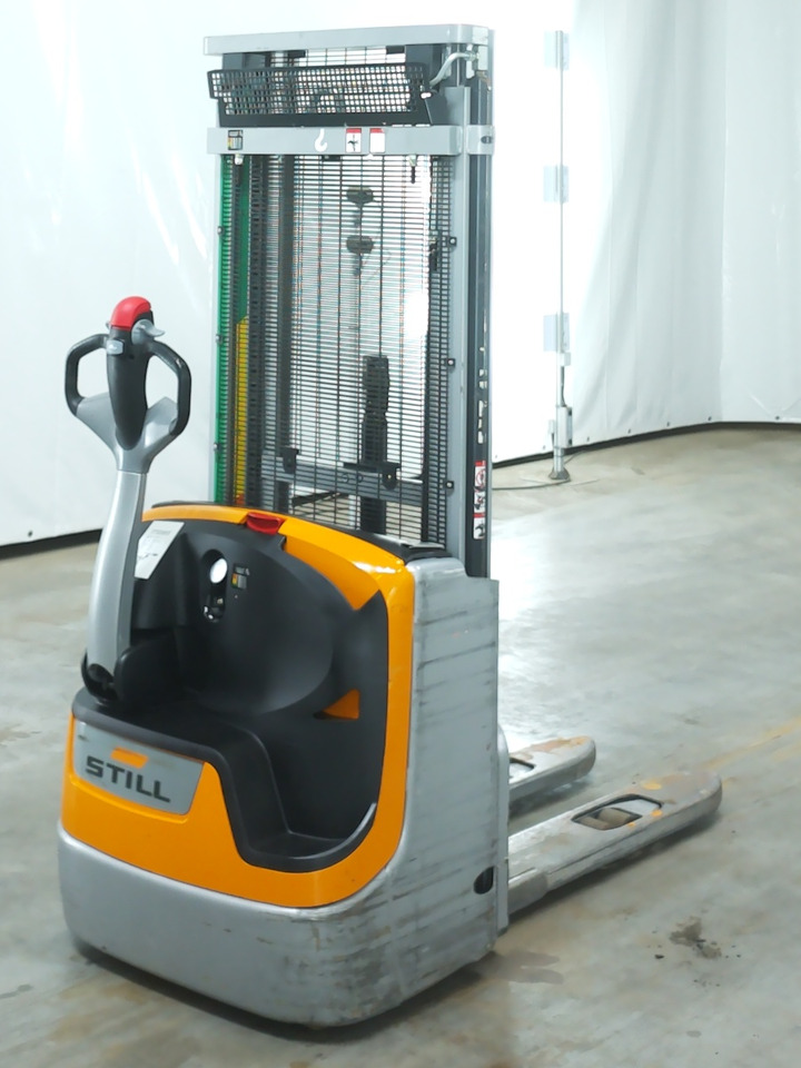 Still EXV12 - Hochhubwagen: das Bild 2 Still EXV12 - Hochhubwagen: das Bild 2