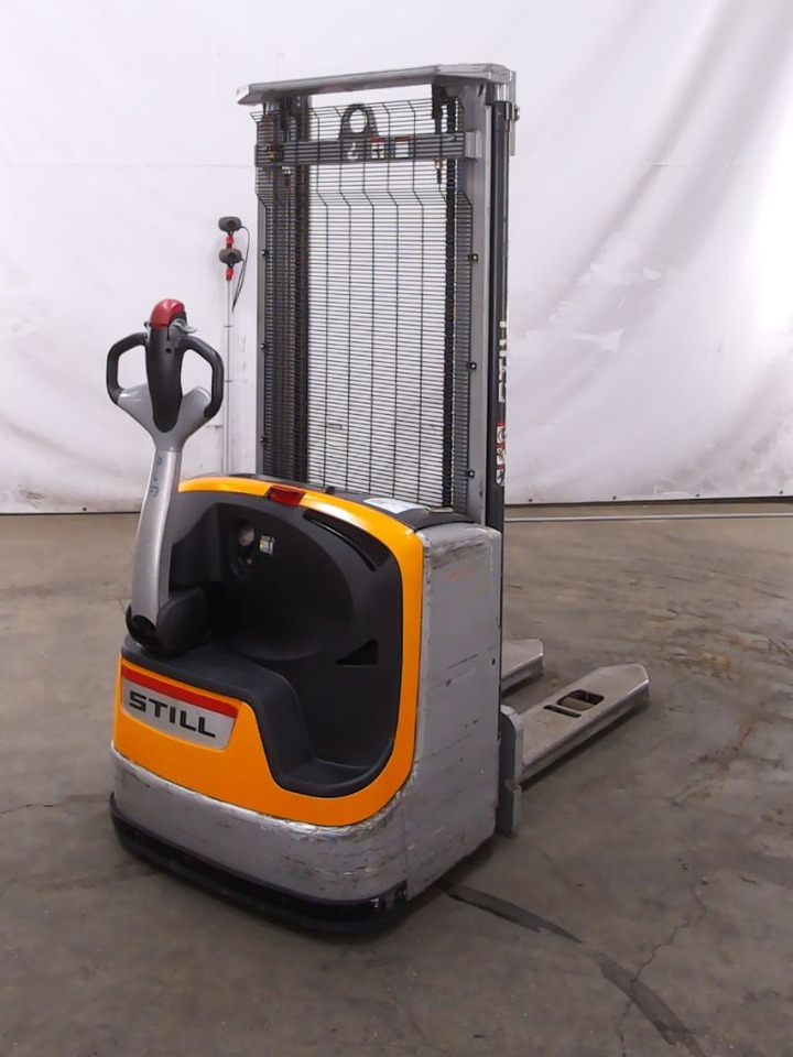 Still EXV14C - Hochhubwagen: das Bild 2 Still EXV14C - Hochhubwagen: das Bild 2