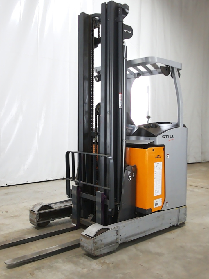 Still FM-X17 - Schubmaststapler: das Bild 1 Still FM-X17 - Schubmaststapler: das Bild 1