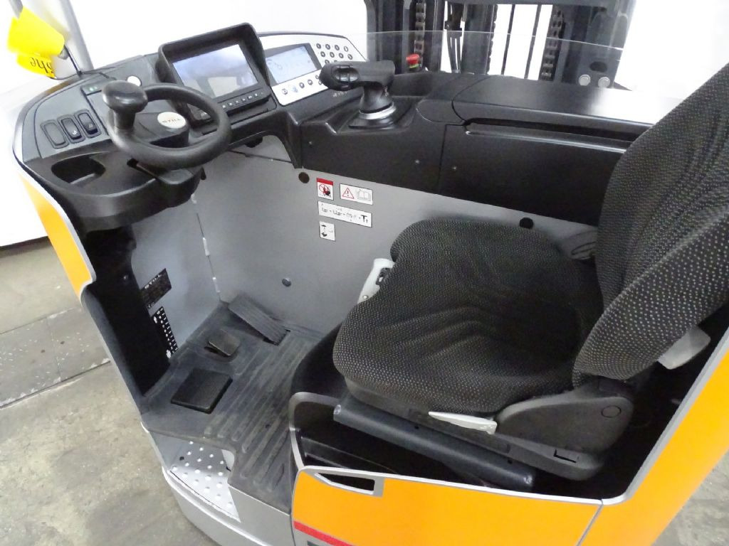 Still FM-X25 - Schubmaststapler: das Bild 3 Still FM-X25 - Schubmaststapler: das Bild 3