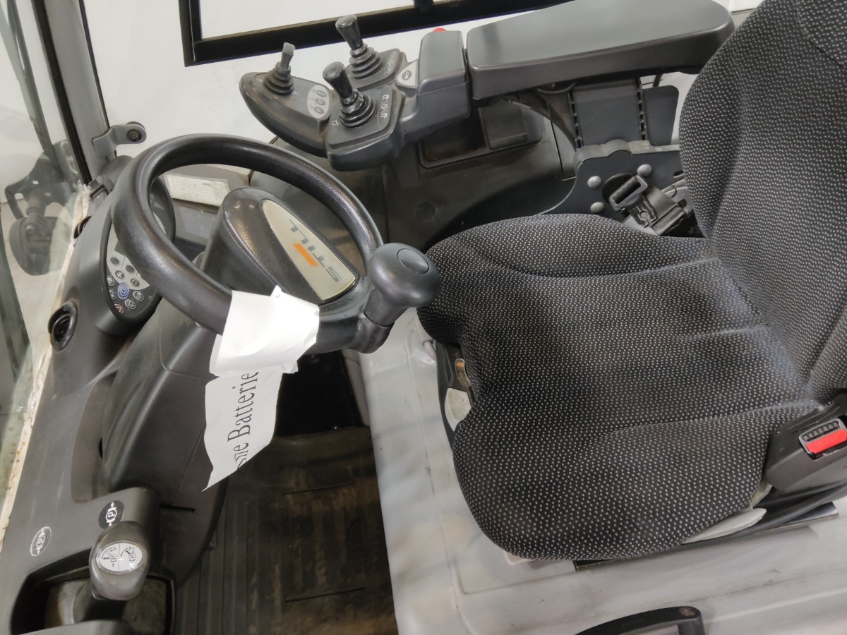 Still RX60-40 - Elektrostapler: das Bild 3 Still RX60-40 - Elektrostapler: das Bild 3