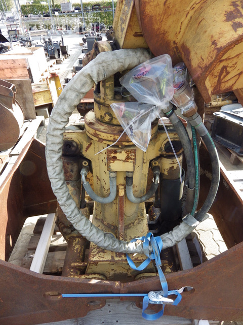 Sonstiges ZZ2 - Zweischalengreifer: das Bild 5 Sonstiges ZZ2 - Zweischalengreifer: das Bild 5