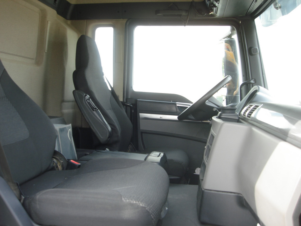 MAN TG-S 35.460 8x6 4 Achs Muldenkipper Meiller 18m³ - Muldenkipper/ Dumper: das Bild 4 MAN TG-S 35.460 8x6 4 Achs Muldenkipper Meiller 18m³ - Muldenkipper/ Dumper: das Bild 4