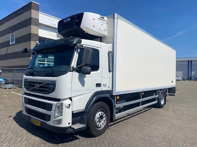 Volvo FM 330 2 temp koelvriesbak , 760 lang, 2 comp, carrier koeler, D"hollandia klep - Kühlkoffer LKW: das Bild 1 Volvo FM 330 2 temp koelvriesbak , 760 lang, 2 comp, carrier koeler, D"hollandia klep - Kühlkoffer LKW: das Bild 1